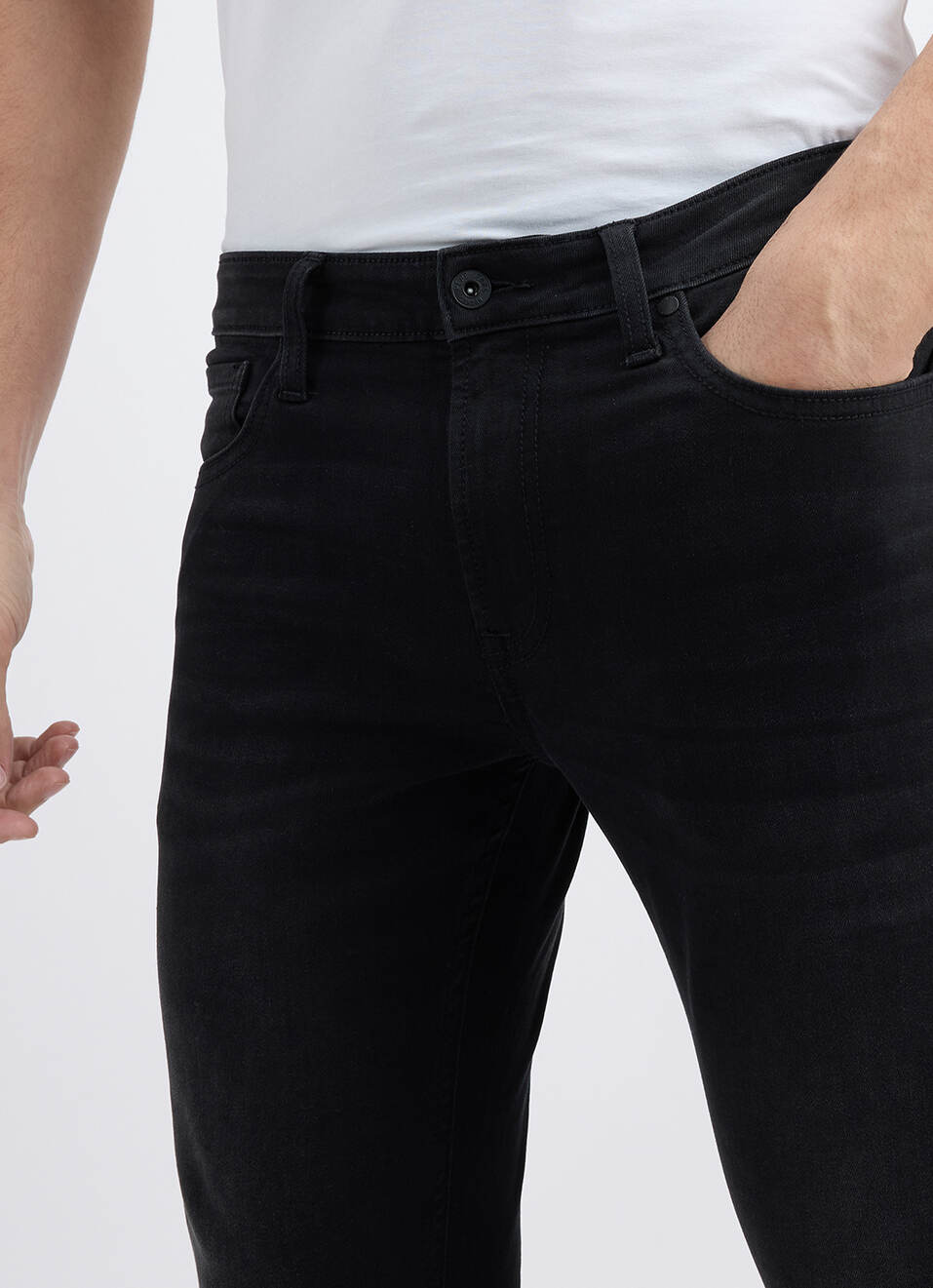 Men Black Skinny Fit Low Rise Jeans , , large image number 4