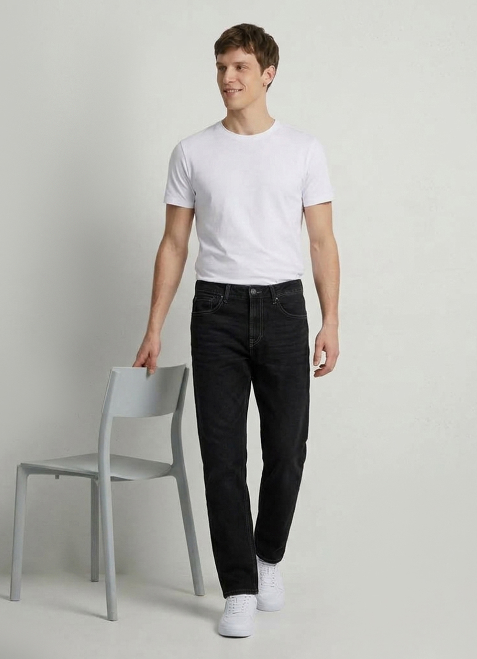 Men Black Baggy Fit Mid Rise Jeans, , large image number 1
