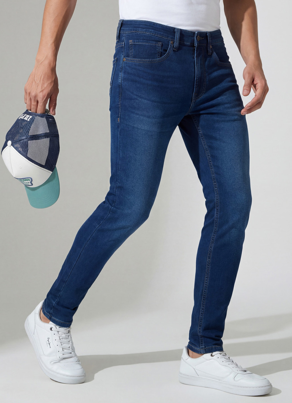 Men Blue Slim Fit Mid Rise Stretchable Jeans, , large image number 0