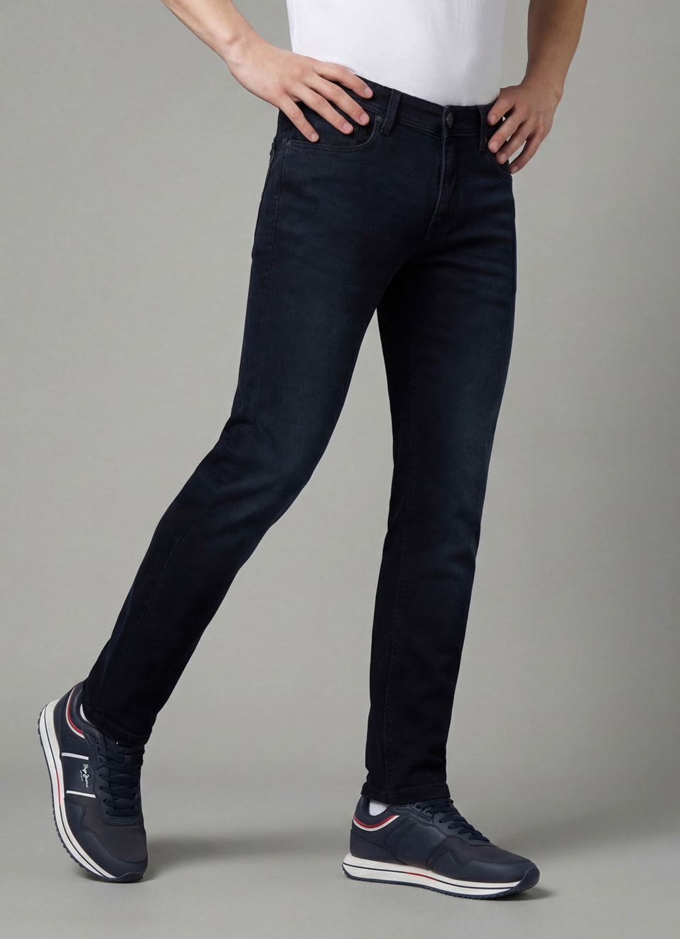 Men Black Mid Rise Slim Structured Jeans, , large image number 0