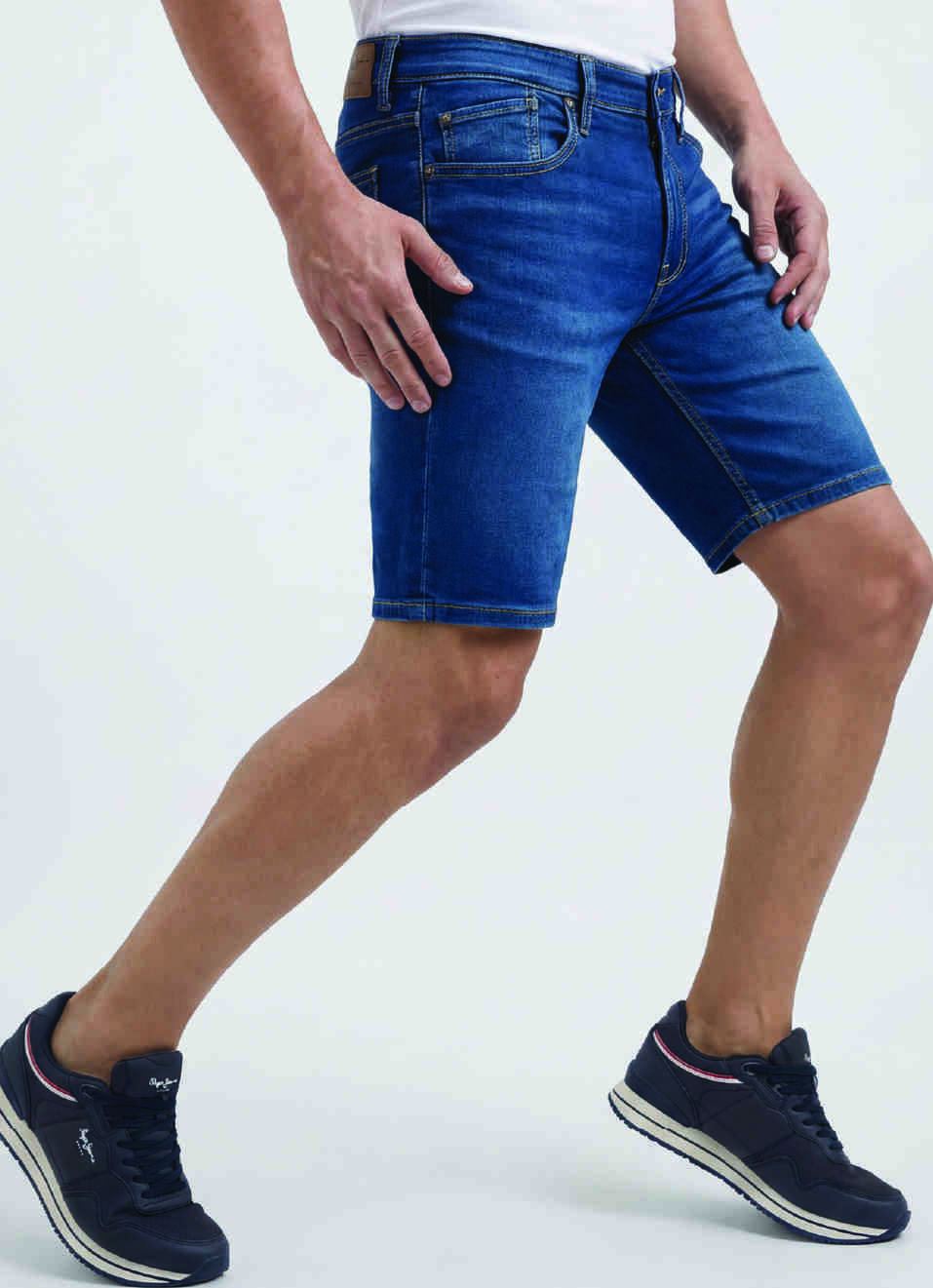 Men Blue Mid Rise Regular Shorts, , large image number 0