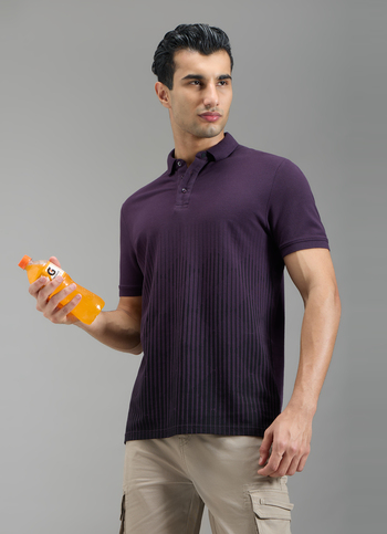 Men Purple Geometric Print Polo Collar T-shirt