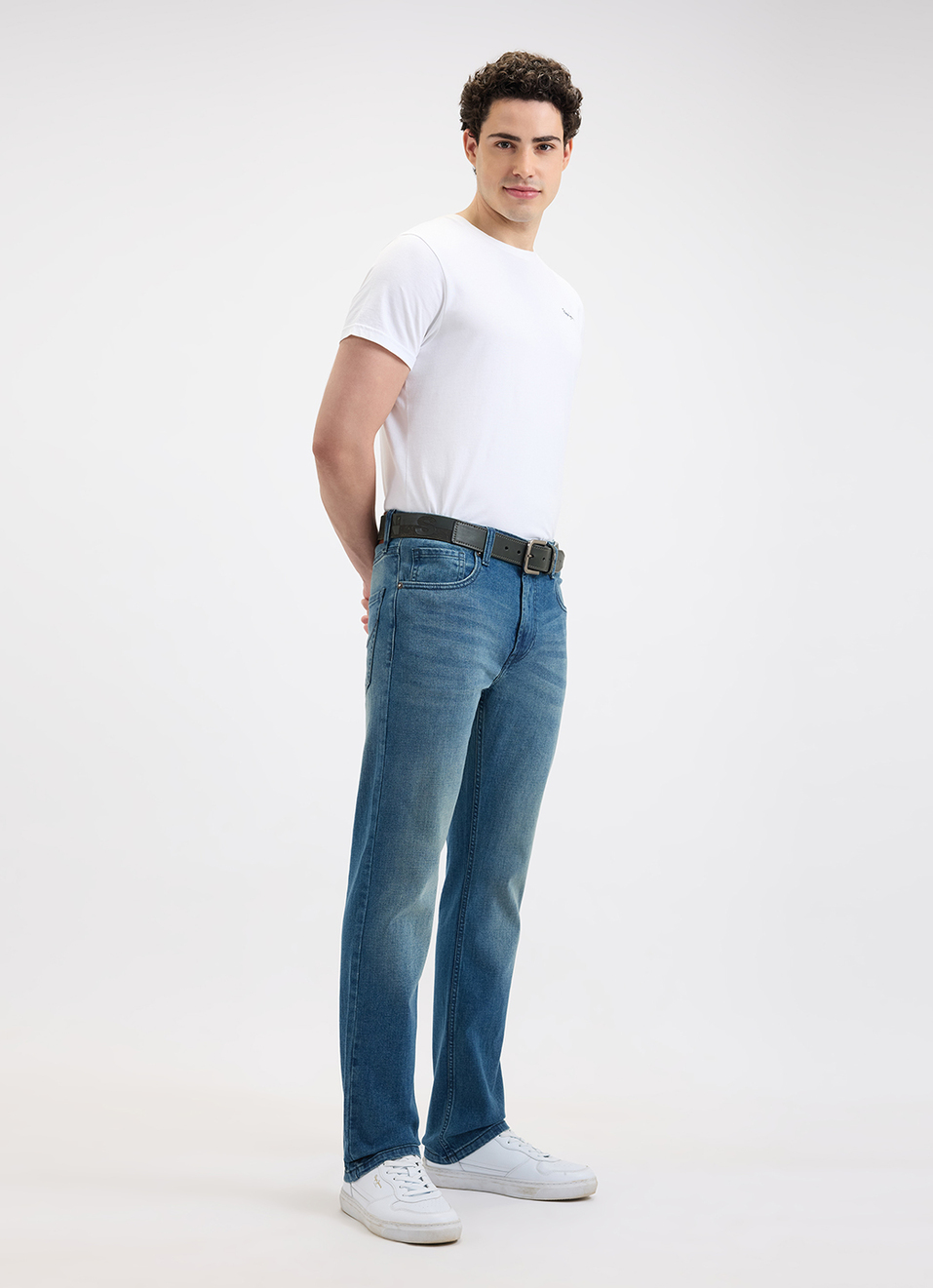 Men Blue Straight Fit Mid Rise Jeans , , large image number 1