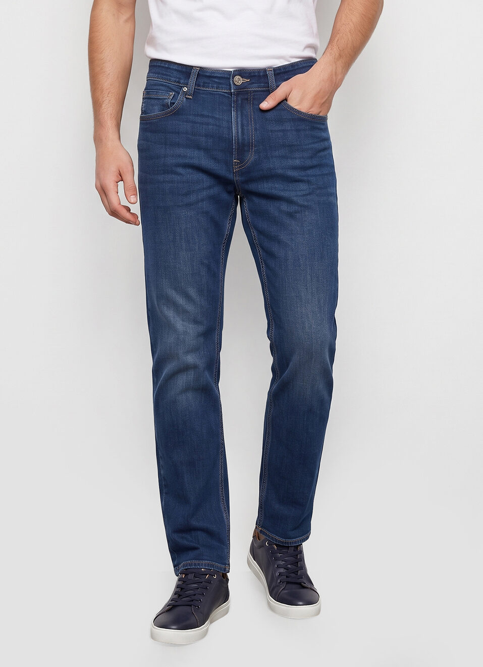 Men Blue Straight Fit Mid Rise Stretchable Jeans, , large image number 2