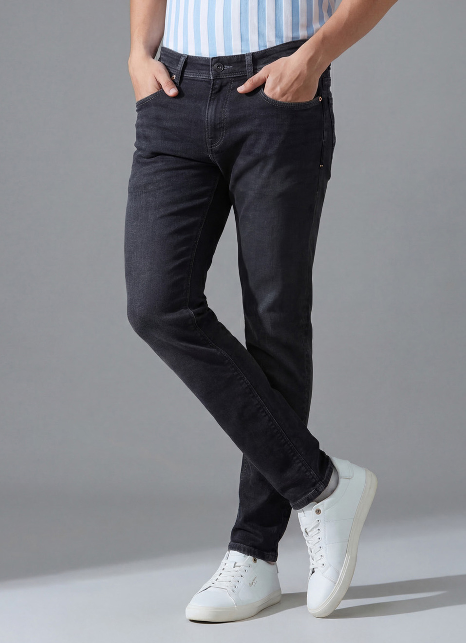 Men Black Skinny Fit Ankle-length Powerflex Jeans, , large image number 0