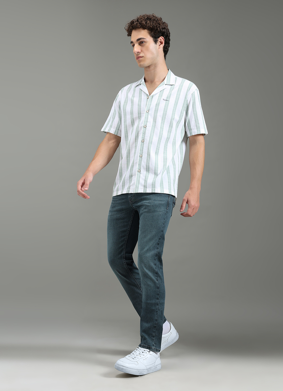 Men Green Striped Resort Collar Shirt, , large image number 2