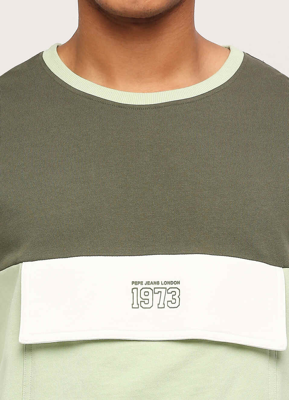 Green Colour Block Full Slevee Sweatshirt, , large image number 4