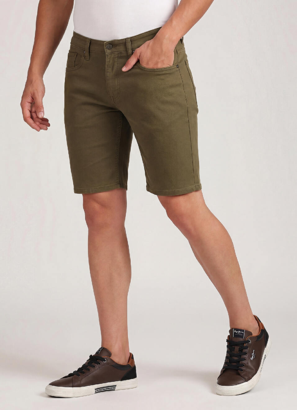 Chinox Olive Mid Rise Regular Fit Gymindigo Shorts, , large image number 0