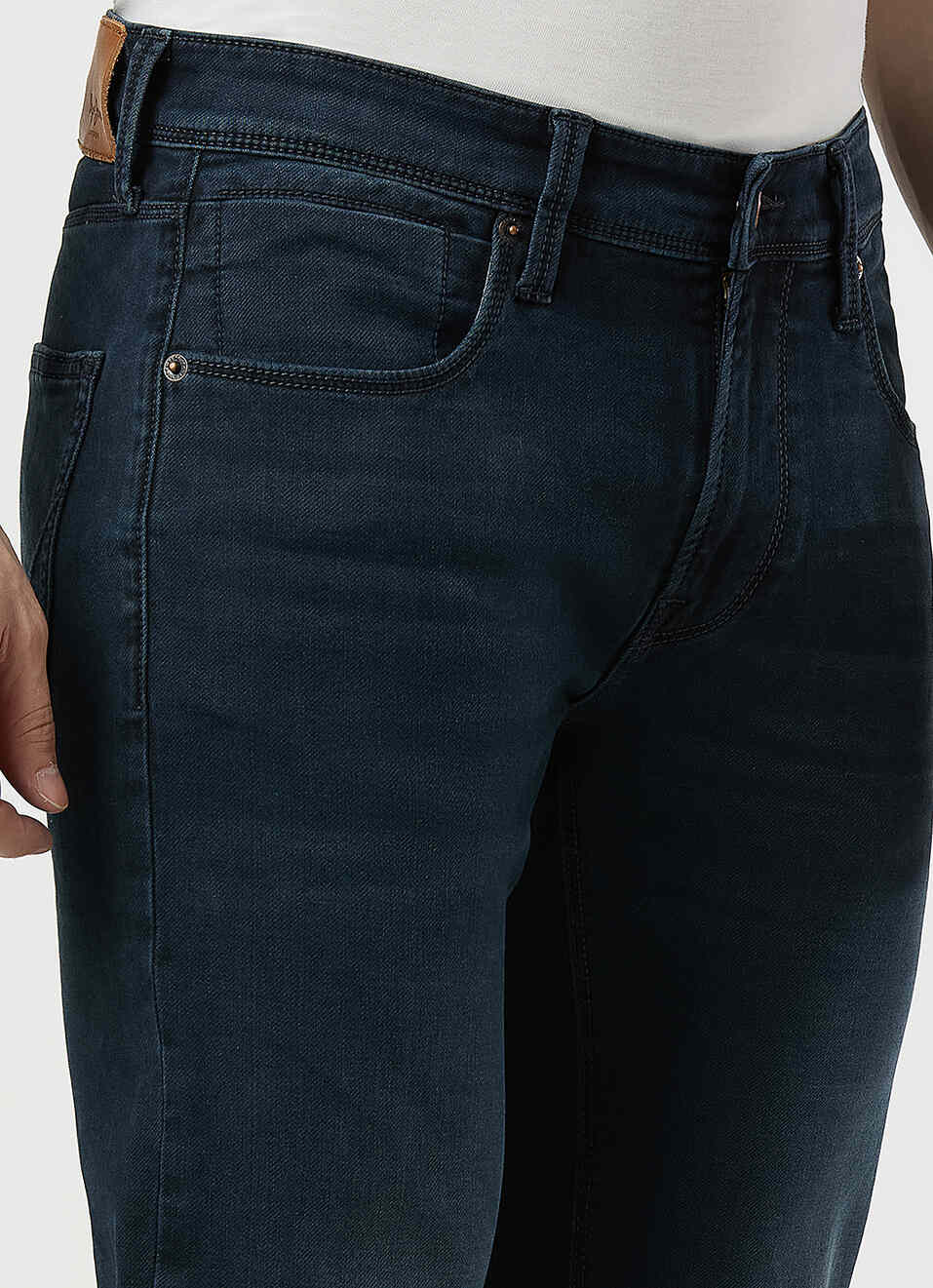 Men Blue Mid Rise Slim Fit Textured Jeans, , large image number 4
