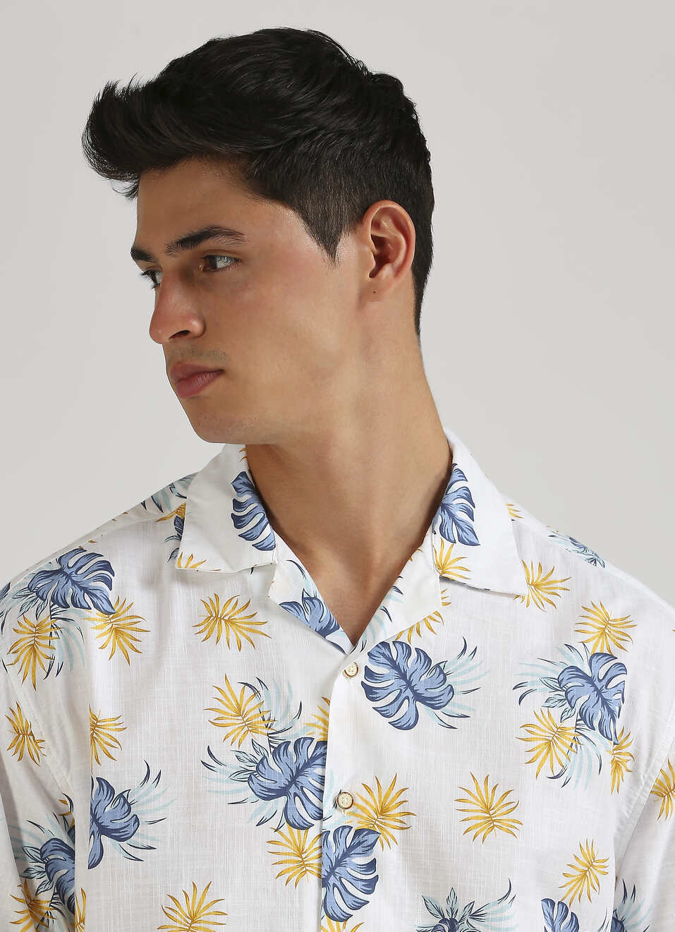 Off White Botanical Print Resort Collar Short Sleeve Shirt, , large image number 4