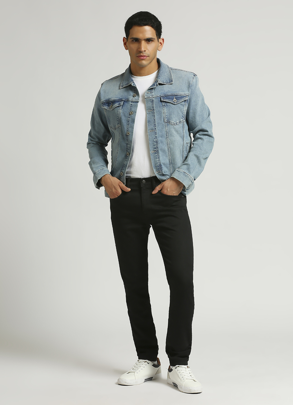 Chinox Black Mid Rise Skinny Fit Gymindigo Jeans, , large image number 1