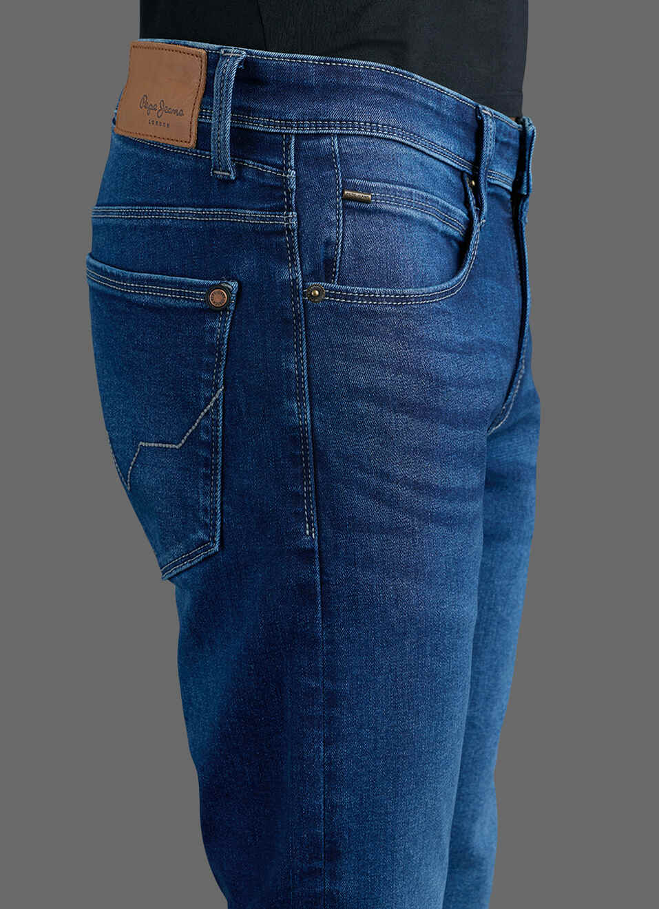 Men Blue Tapered Leg Mid Rise Stretchable Jeans, , large image number 4