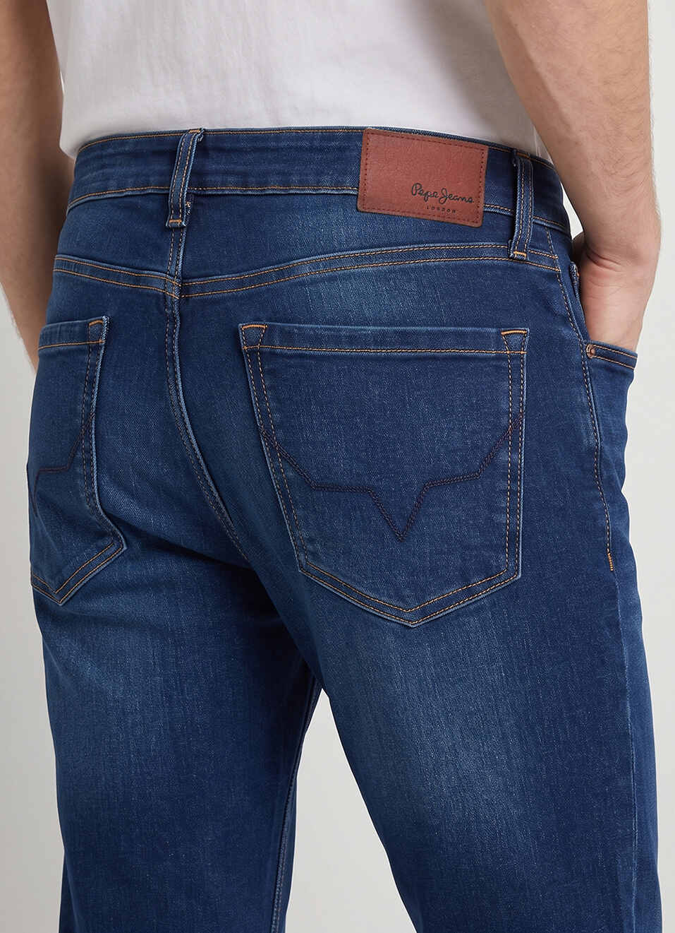 Men Dark Wash Stretchable Bootcut Jeans, , large image number 5
