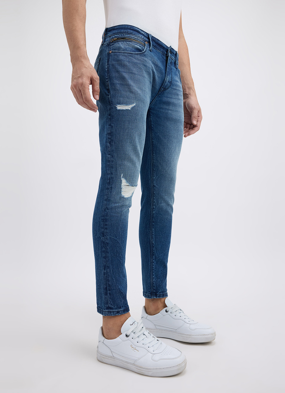 Men Blue Skinny Fit Mid Rise Distressed Jeans , , large image number 5