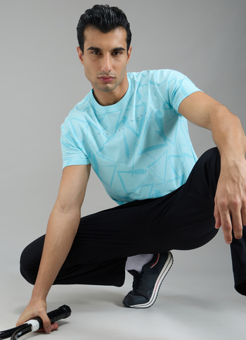 Men Blue Abstract Print Slim Fit T-shirt