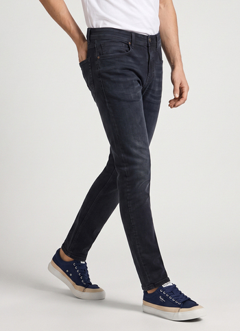 Men Blue Tapered Fit Low Rise Stretchable Jeans