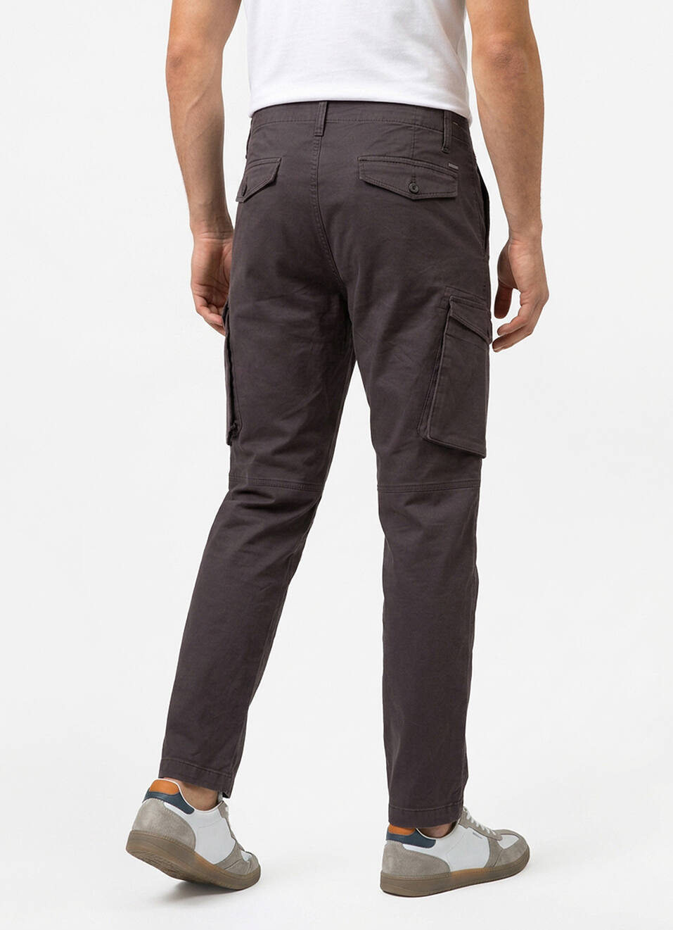 Men Charcoal Cargo Straight Fit Pants, , large image number 3