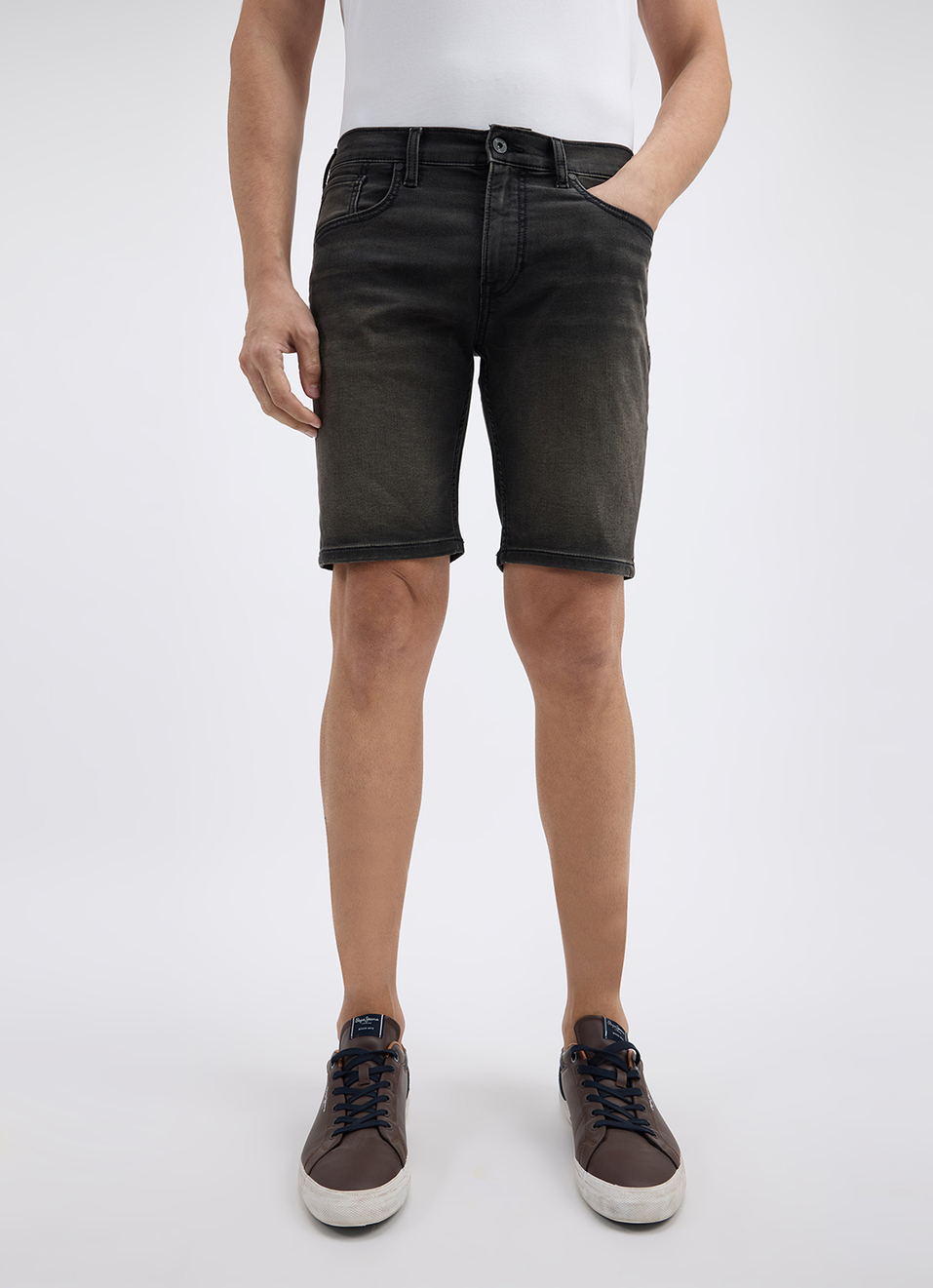 Men Black Mid Rise Regular Shorts, , large image number 2