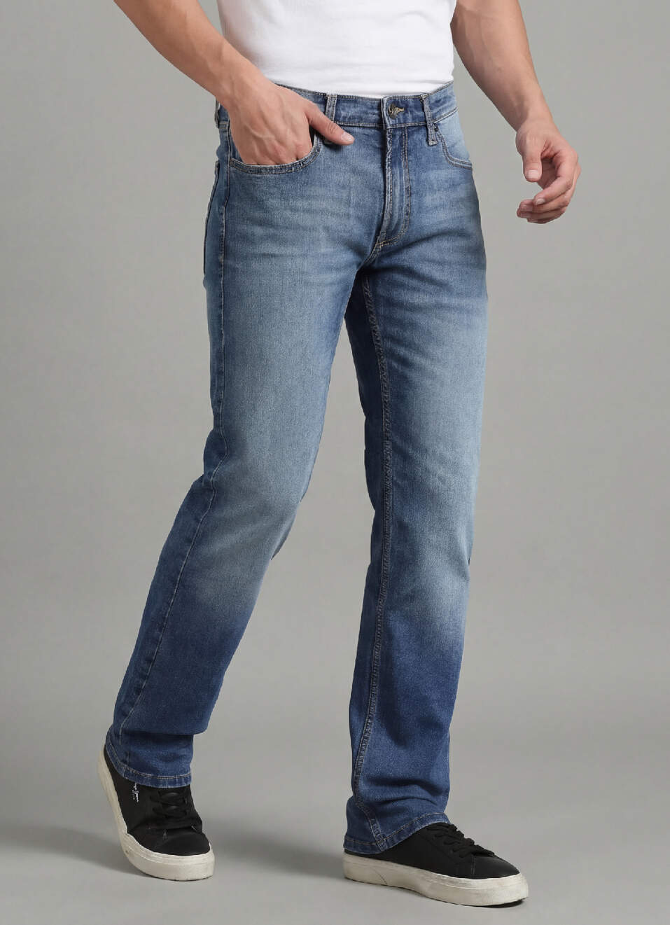 Holborne Light Blue Mid Rise Straight Fit Jeans, , large image number 0