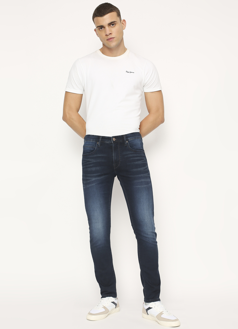 Vapour Blue Low Rise Slim Fit Tapered Jeans, , large image number 6