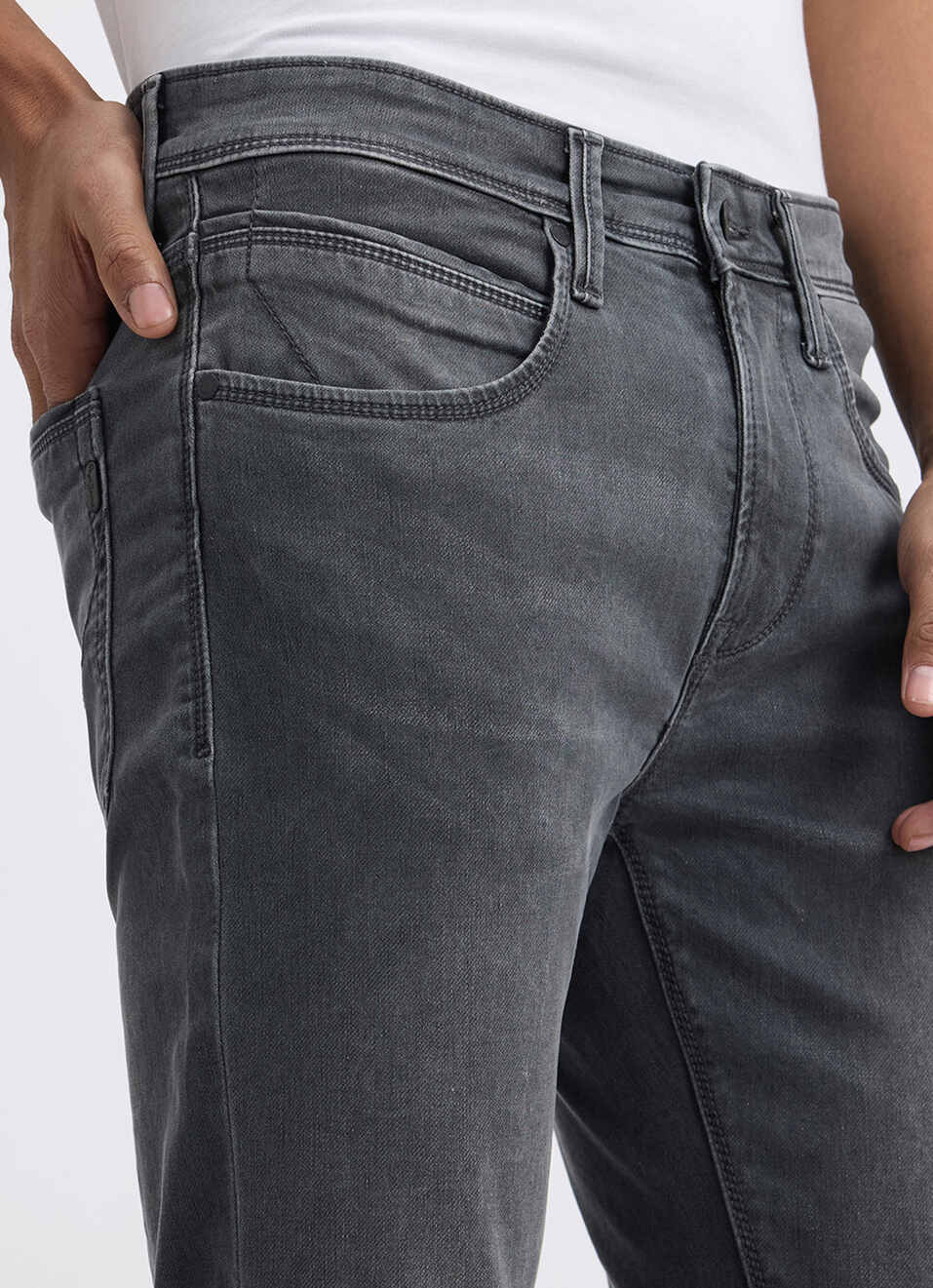 Men Grey Mid Rise Tapered Gymindigo Jogger Like Jeans, , large image number 4