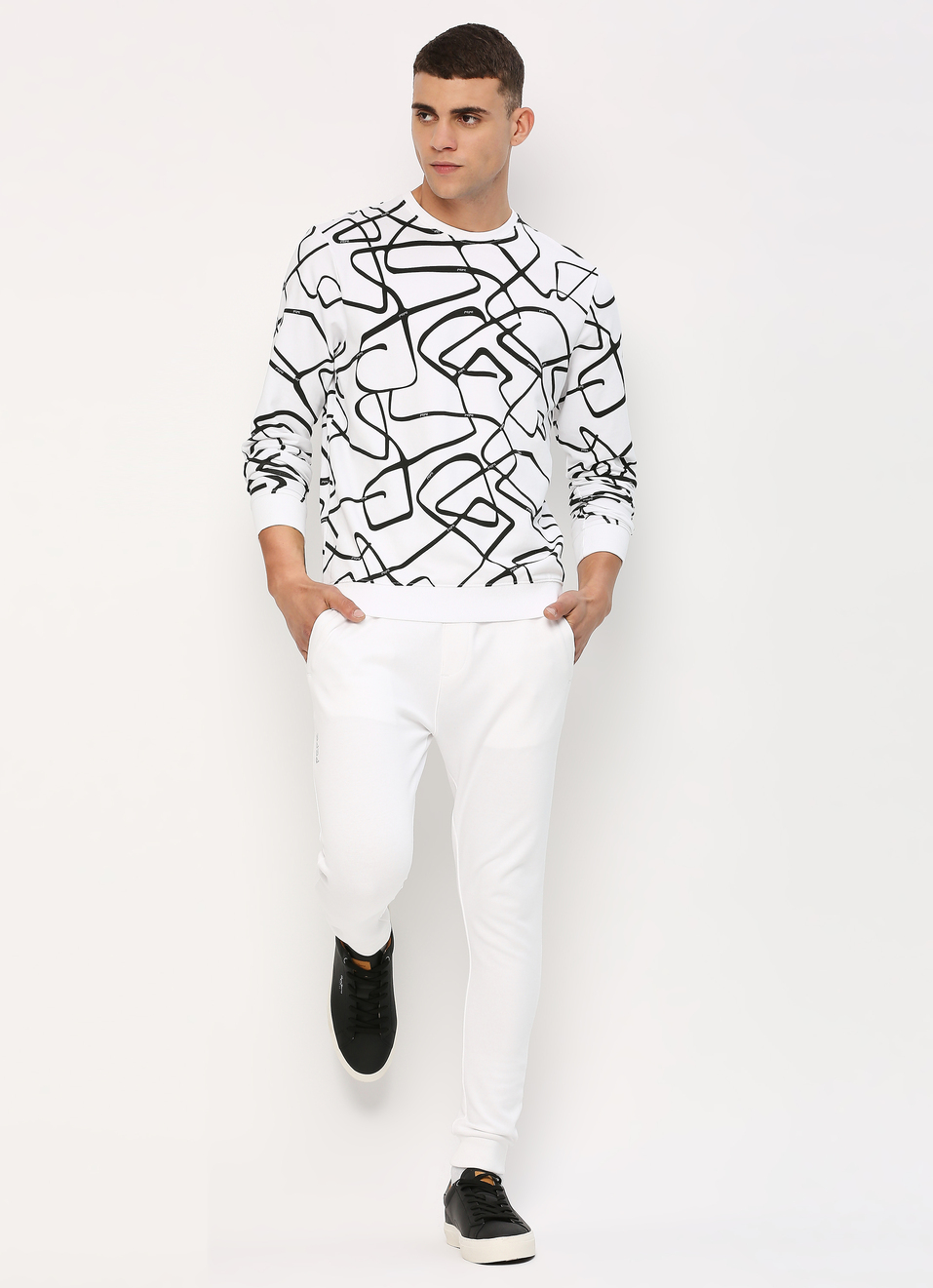 White All Over Printed Long Sleeve Stretch Sweatshirt, , large image number 7