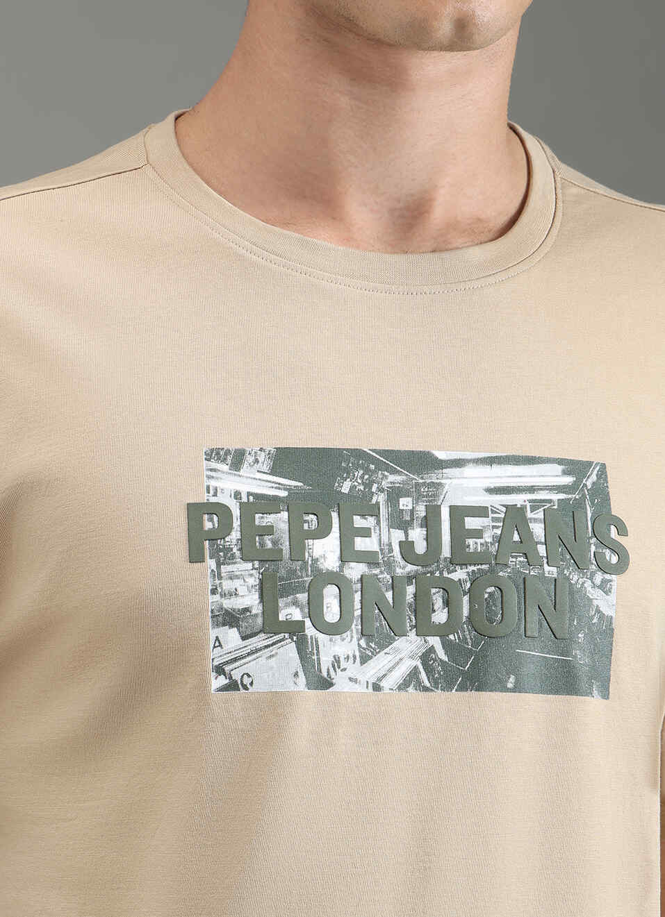 Men Beige Relaxed Fit Graphic T-shirt, , large image number 1