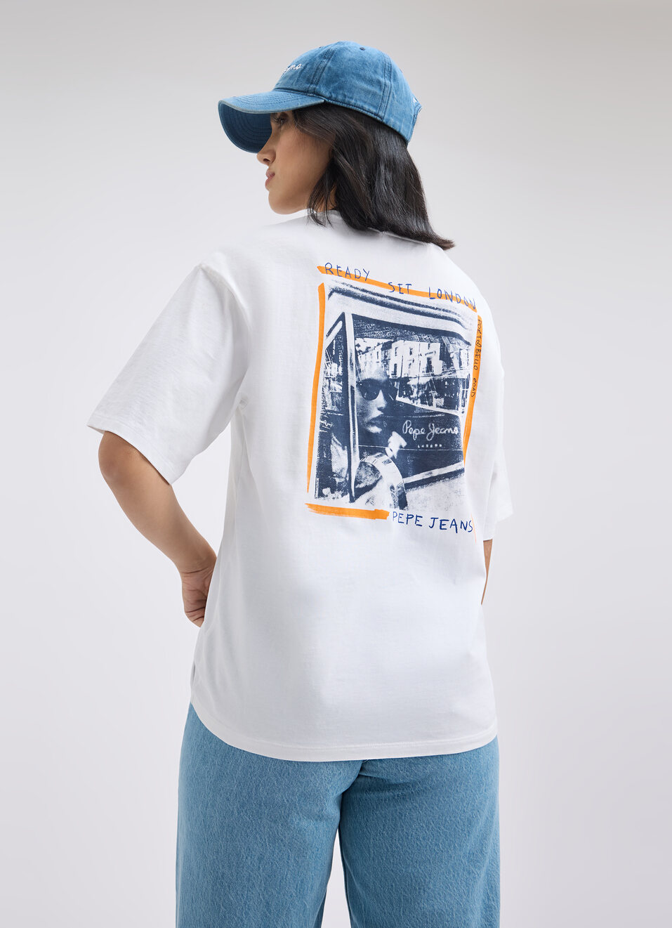 Women White Back Print Short Sleeve Oversized T-shirt, , large image number 0