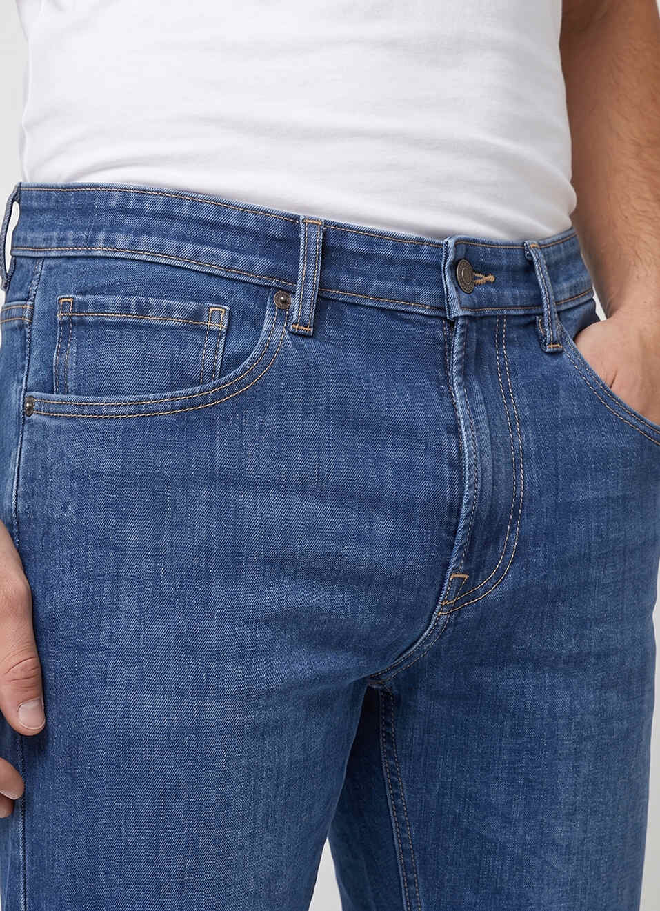 Men Blue Straight Fit Mid Rise Jeans, , large image number 4