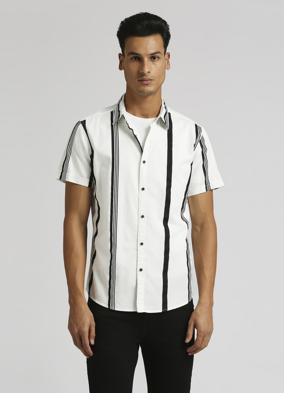 White Narrow Stripes Twill Short Sleeve Shirt, , large image number 1