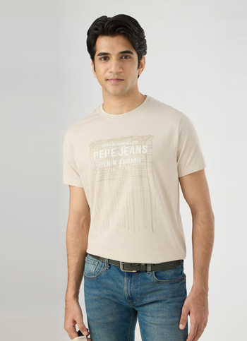 Men Light Beige Slim Graphic T-shirt
