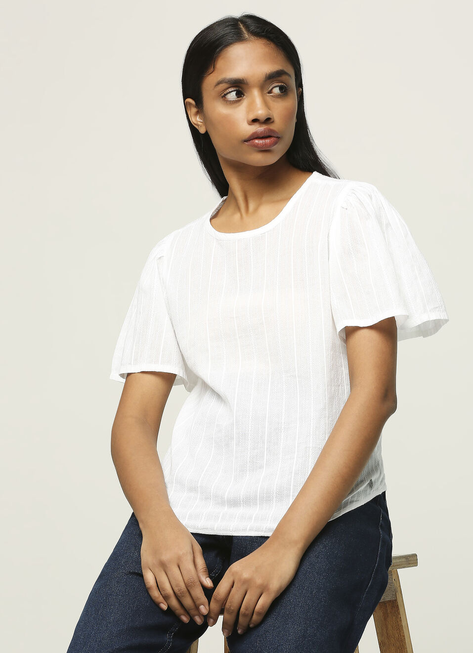White Round Neck Short Sleeve Top, , large image number 6
