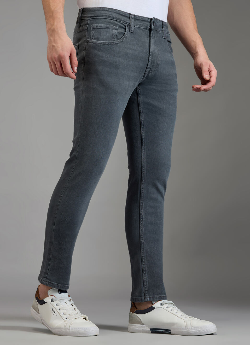 Men Grey Slim Fit Mid Rise Stretchable Jeans, , large image number 0