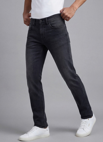 Men Black Slim Fit Mid Rise All Climate Streachable Jeans
