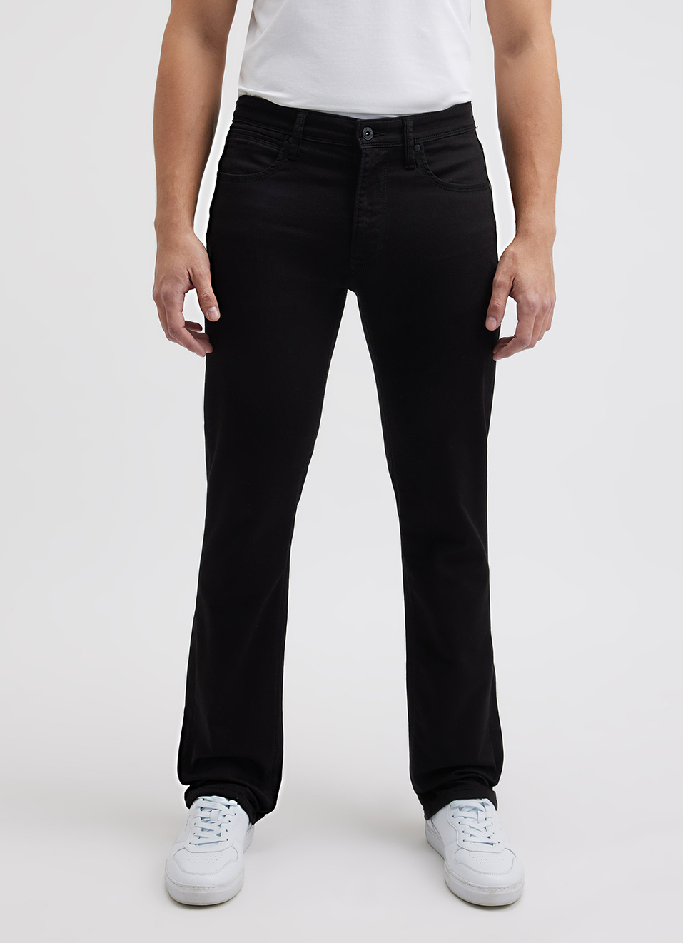 Men Black Regular Fit Mid Rise All Climate Streachable Jeans, , large image number 2