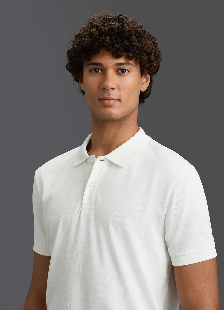 Men White Solid Short Sleeve Polo, , large image number 4