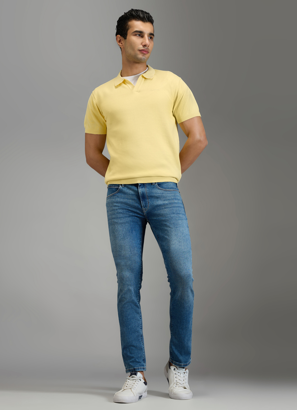 Men Blue Light Used Slim Fit Mid Rise Stretchable Jeans, , large image number 1