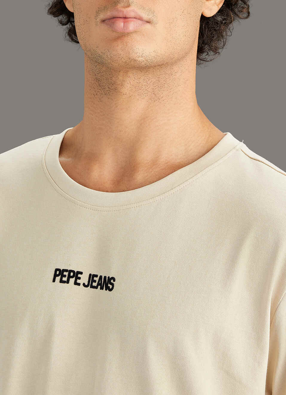 Men Beige Graphic Print Relaxed Fit Crew Neck T-shirt, , large image number 1