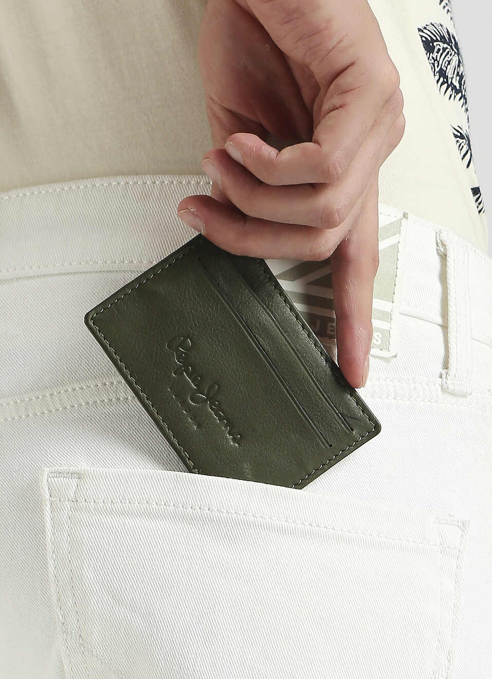 Green Embossed Card Holder, , large image number 3