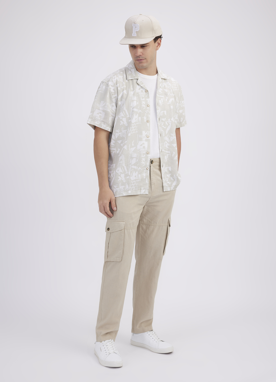 Men Beige Resort Collar Abstract Print Short Sleeve Shirt, , large image number 5