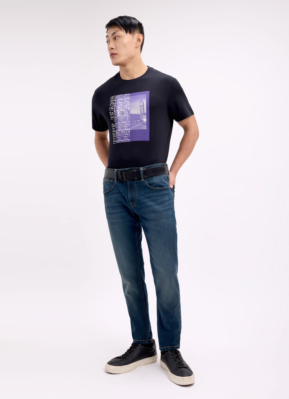 Men Black Photographic Print Short Sleeve T-shirt, , large image number 5