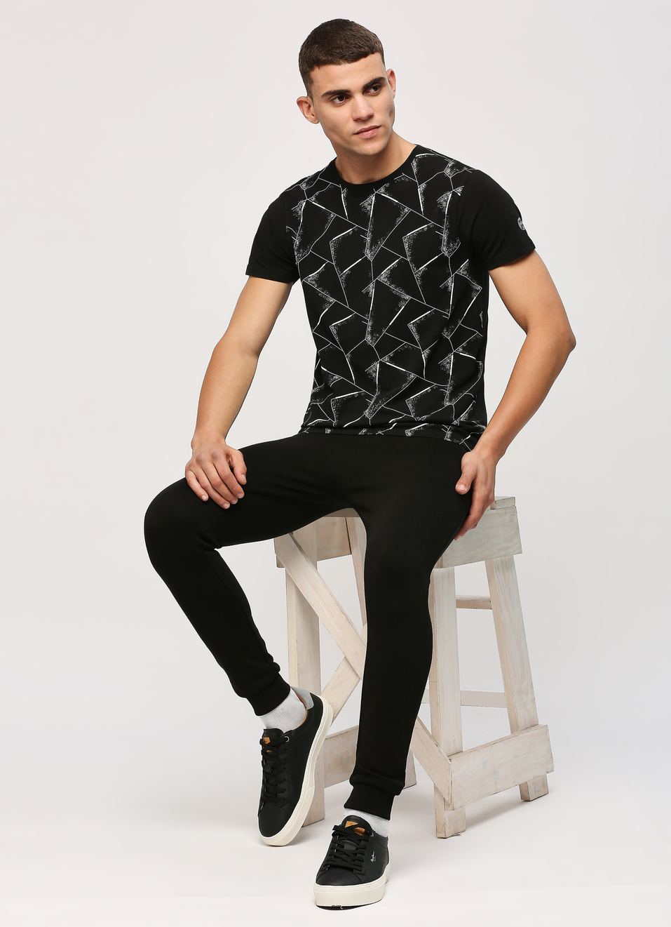 Black Geometric Print Short Sleeve T-shirt, , large image number 6