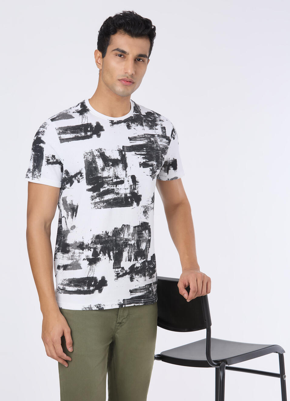 Men Black Abstract Print Slim Short Sleeve T-shirt, , large image number 0
