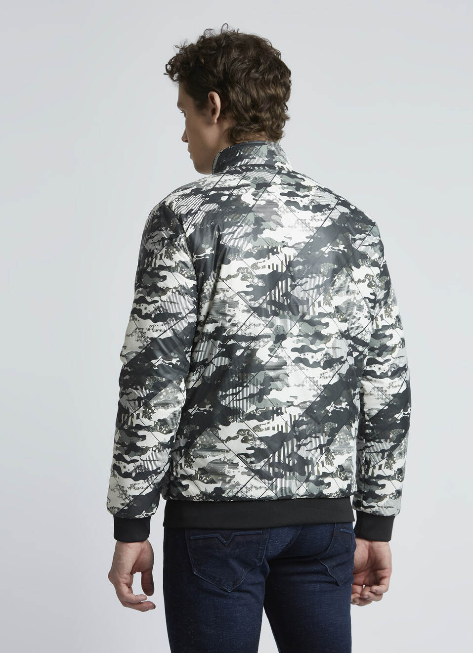 Green Abstract Print Full Sleeve Jacket, , large image number 2