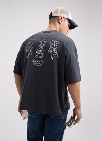 Men Grey Back Print Short Sleeve Oversized T-shirt