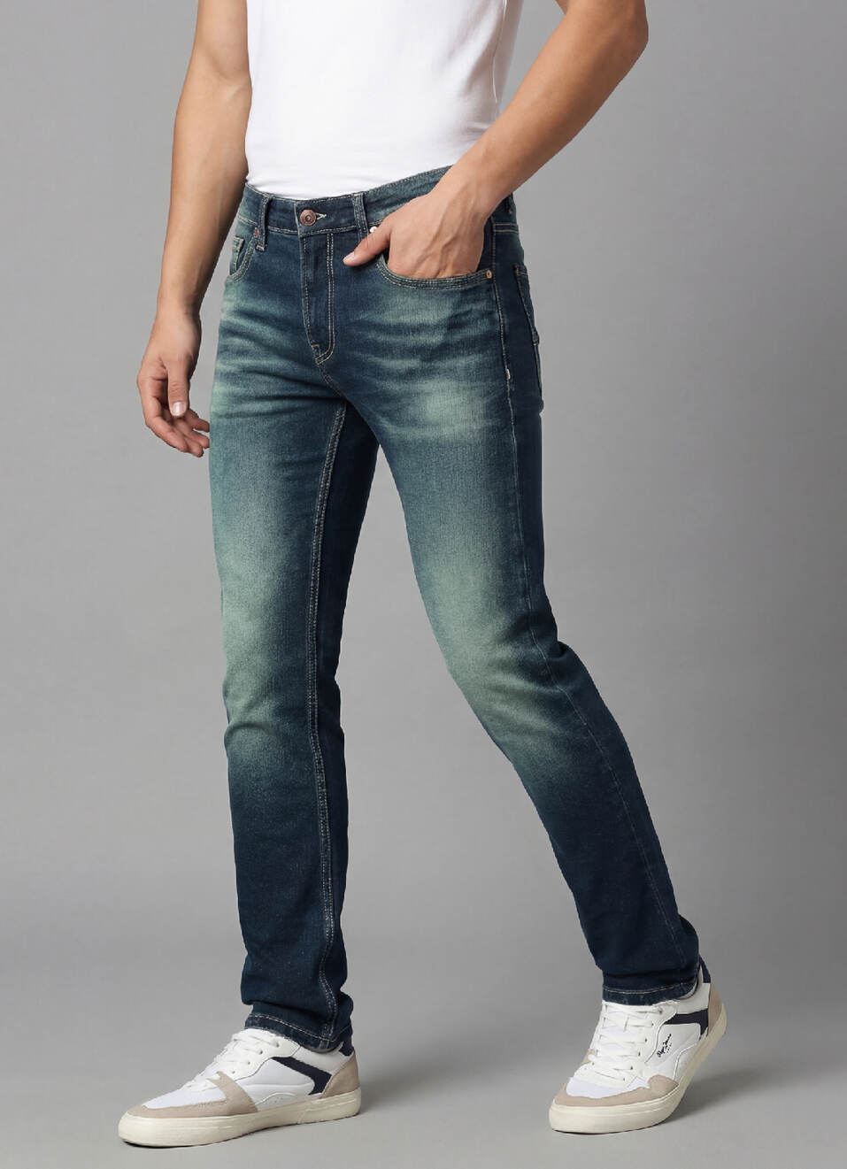 Tapered Vapour Blue Low Waist Slim Fit Jeans, , large image number 0
