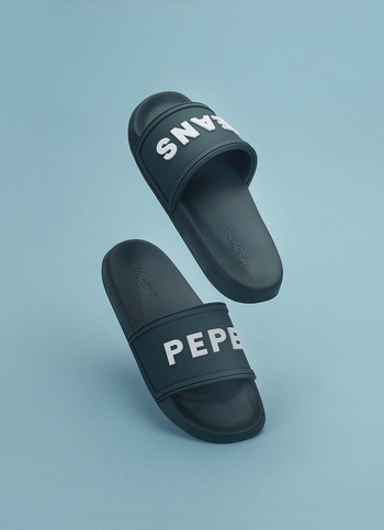 Men Green Slides With Arch Fit Footbed & Bold 3d Branding