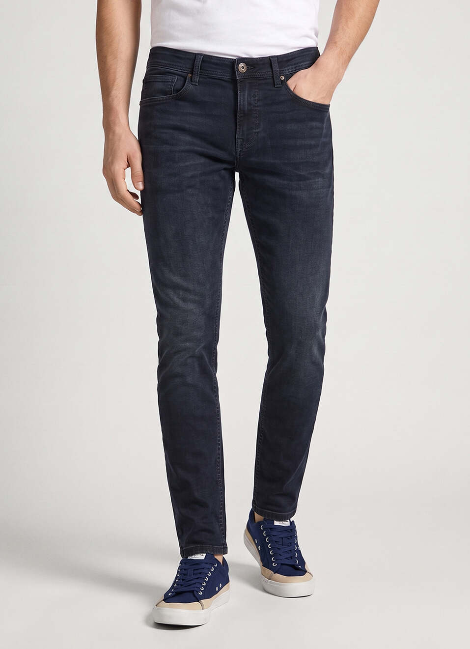 Men Blue Tapered Fit Low Rise Stretchable Jeans, , large image number 2