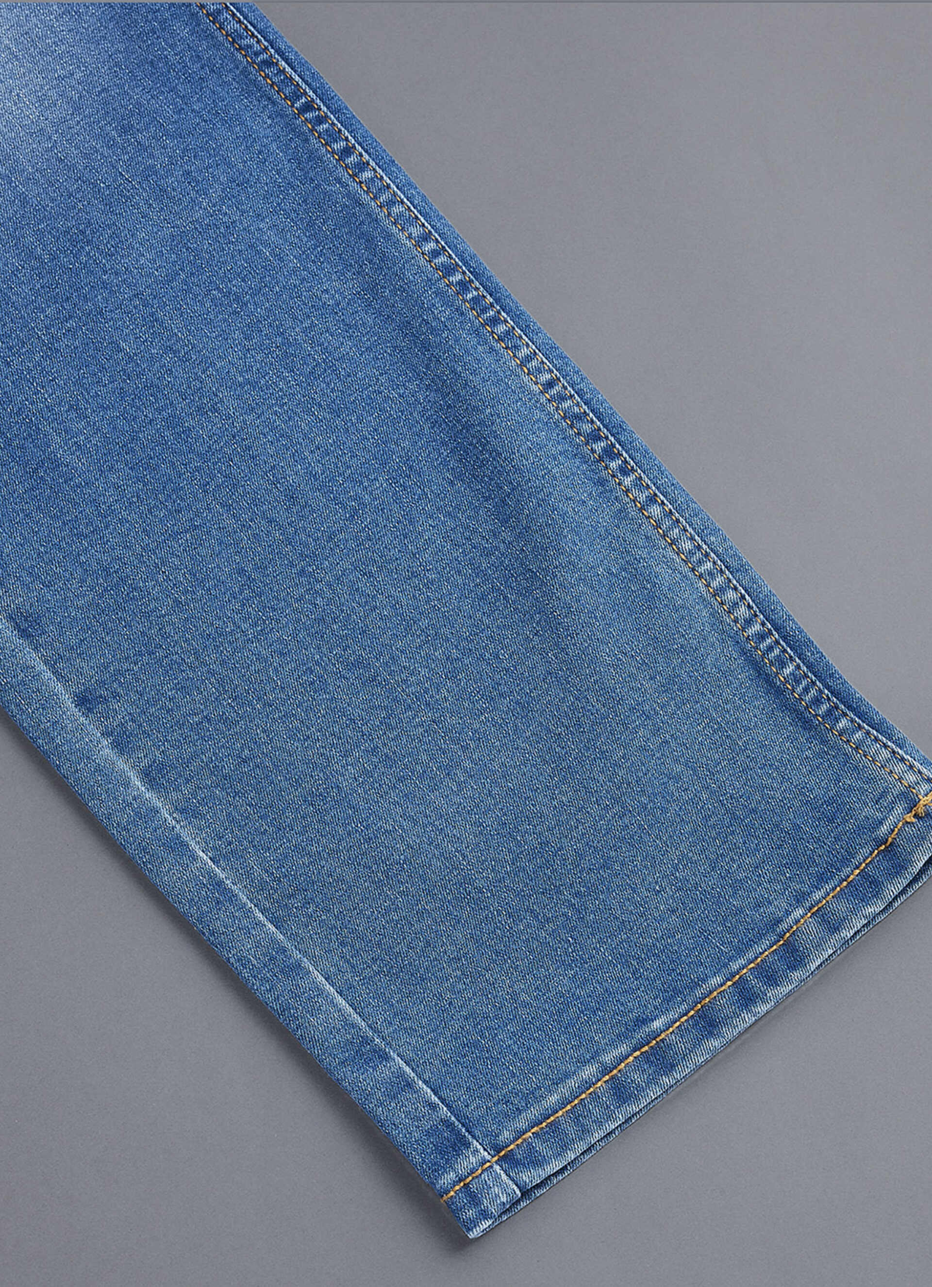 Men Blue Medium Used Straight Fit Mid Rise Stretchable Jeans, , large image number 8