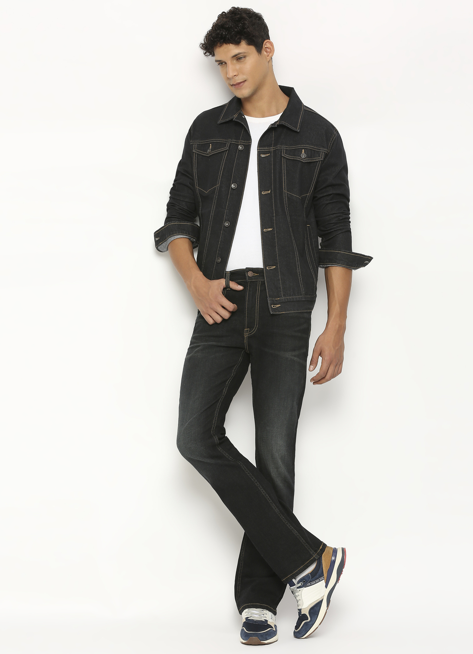 Black Front Pocket Trucker Fit Denim Jacket, , large image number 5